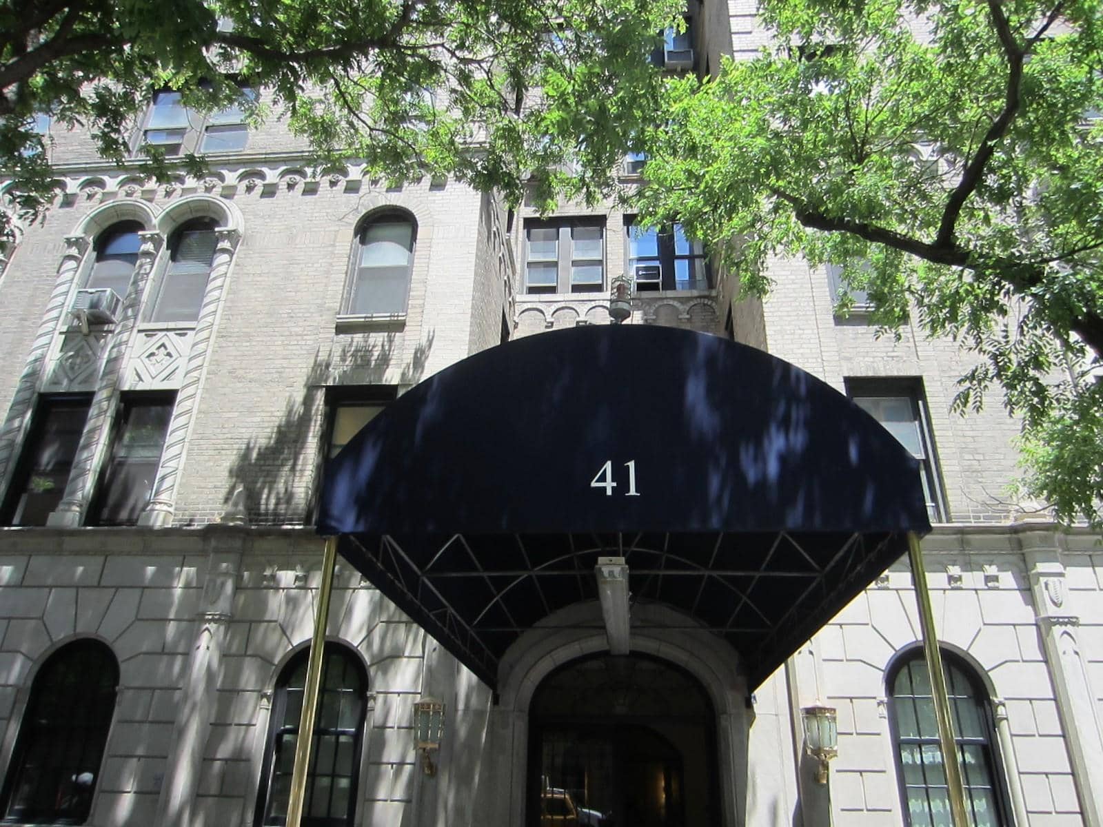 41 West 72 Street