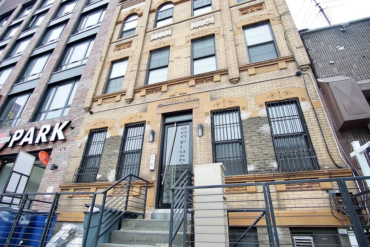 900 Flushing Avenue