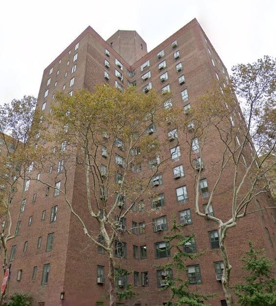 14 Stuyvesant Oval