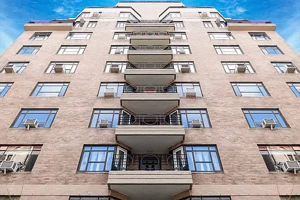 4 East 89 Street