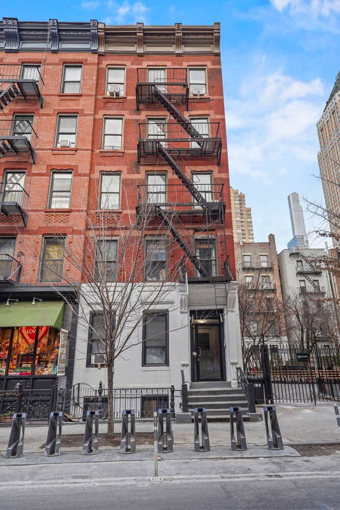 351 West 47 Street