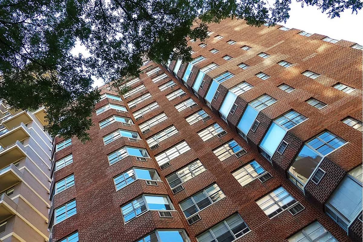 40 East 89 Street
