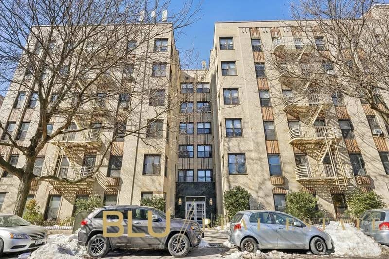 350 Cabrini Boulevard