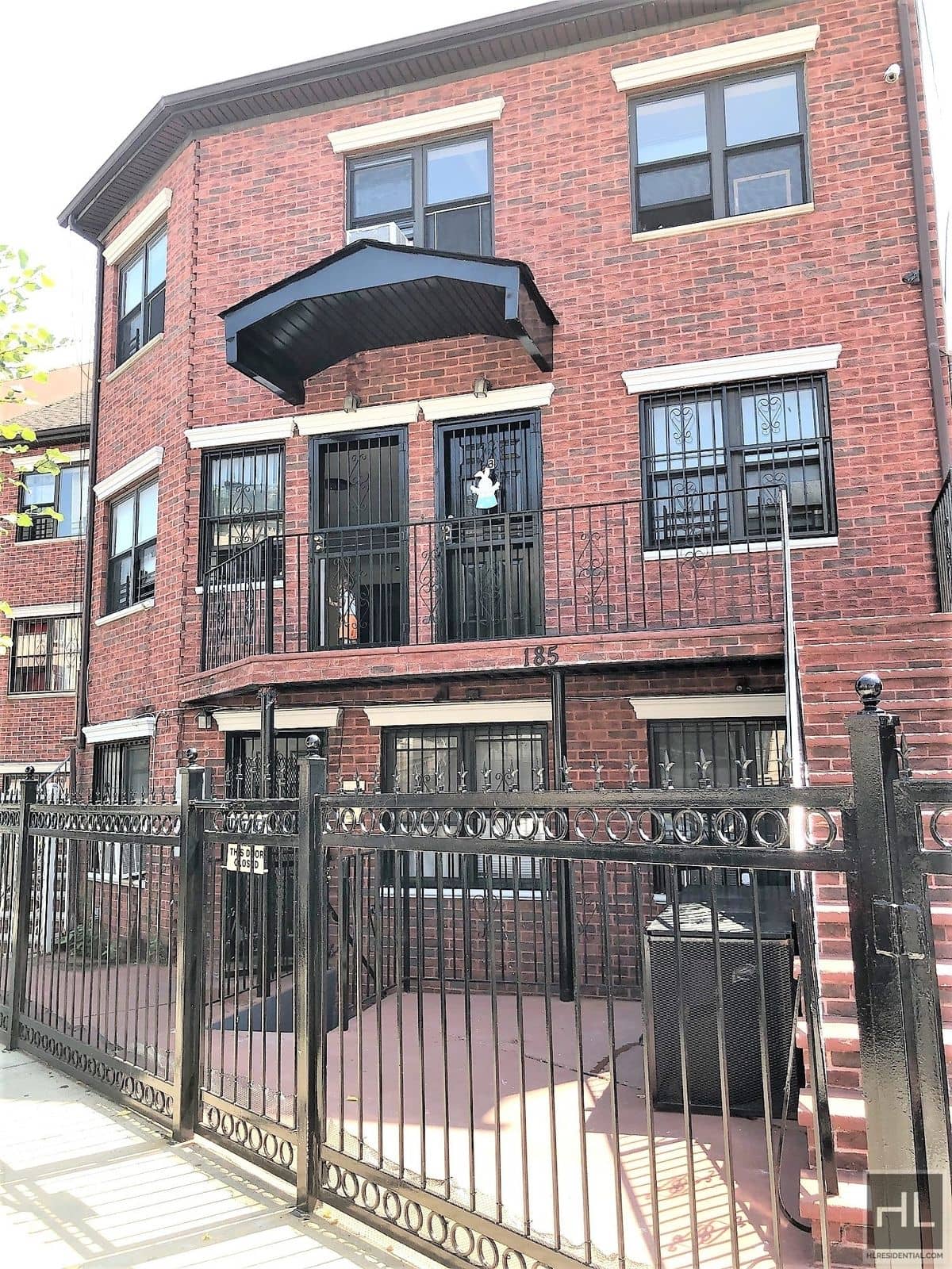 1850 Park Place