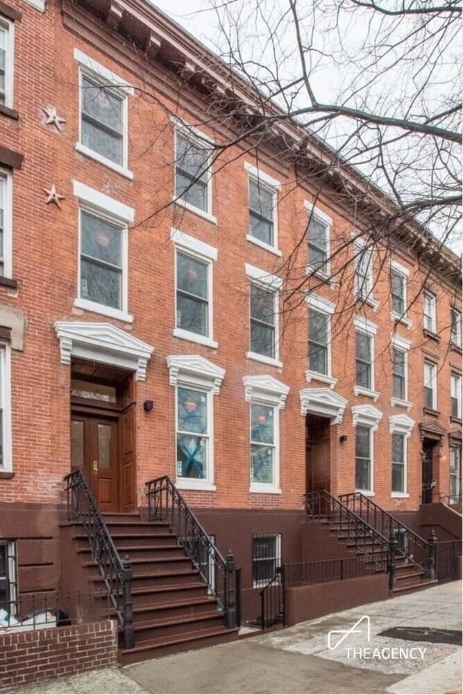 87 Ryerson Street