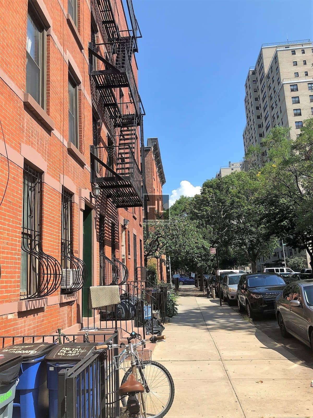 479 Warren Street