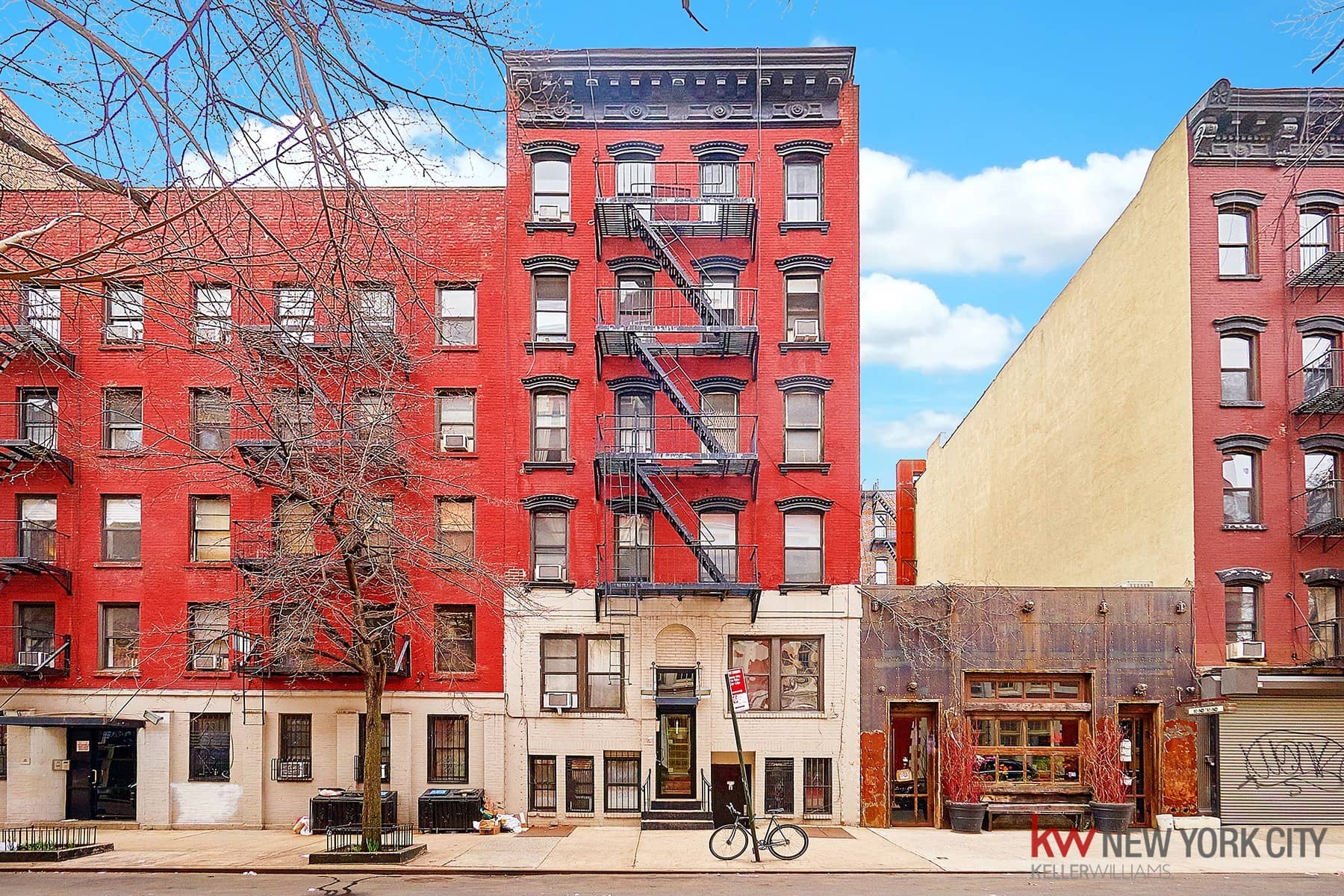 118 East 4 Street