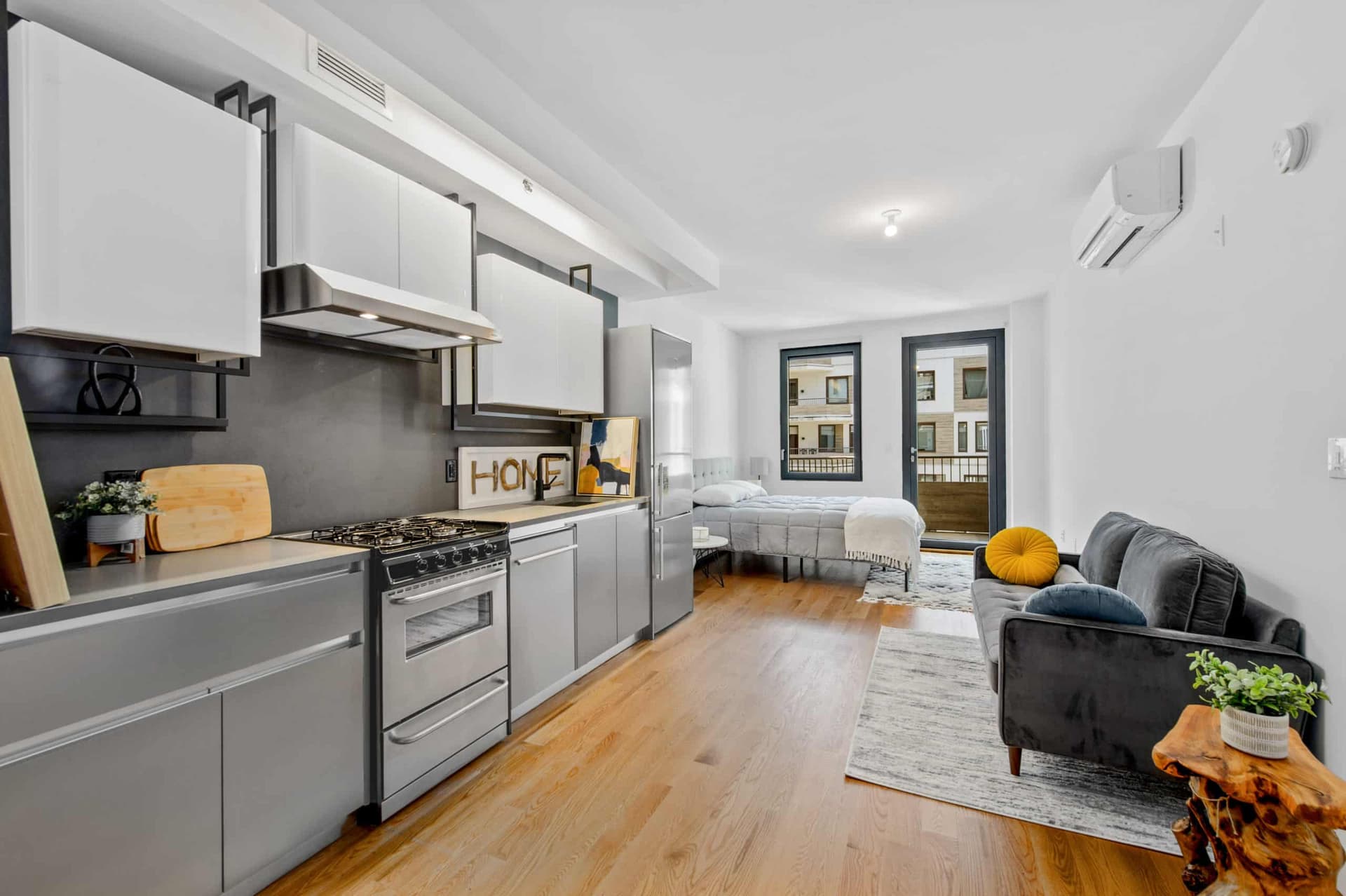 Complex: The Denizen 123 Melrose Street #studio, Brooklyn, NY 11206 1