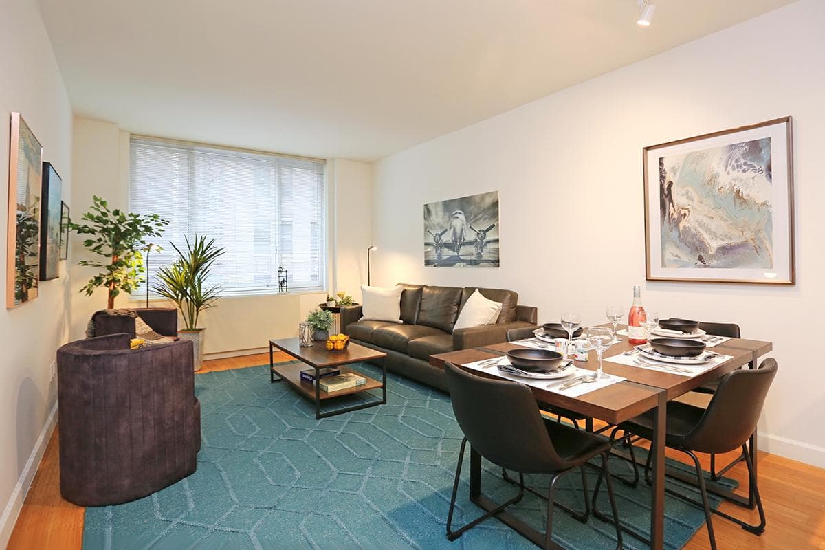 320 West 38 Street #1877, Manhattan, NY 10018 1