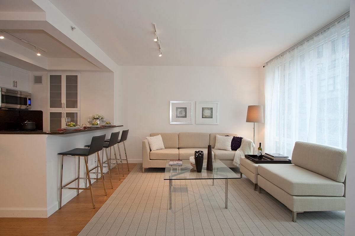 320 West 38 Street #7867, Manhattan, NY 10018 1