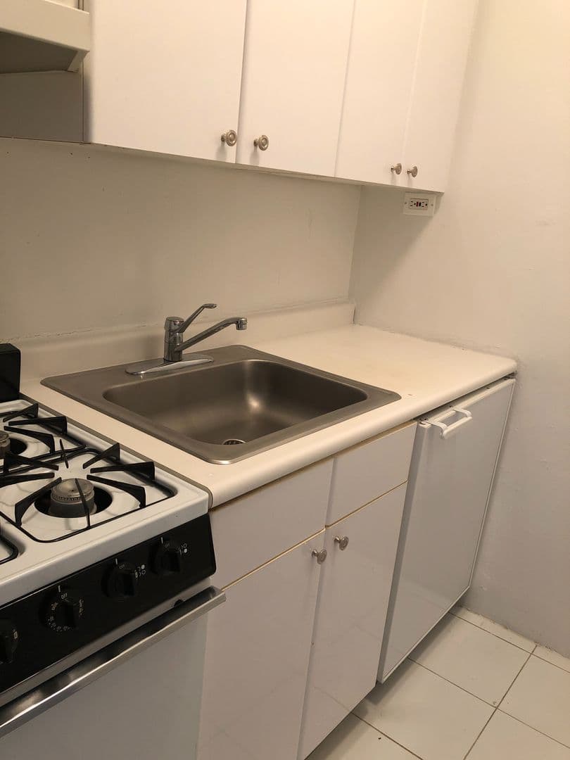 150 East 39 Street #1405, Manhattan, NY 10016 1