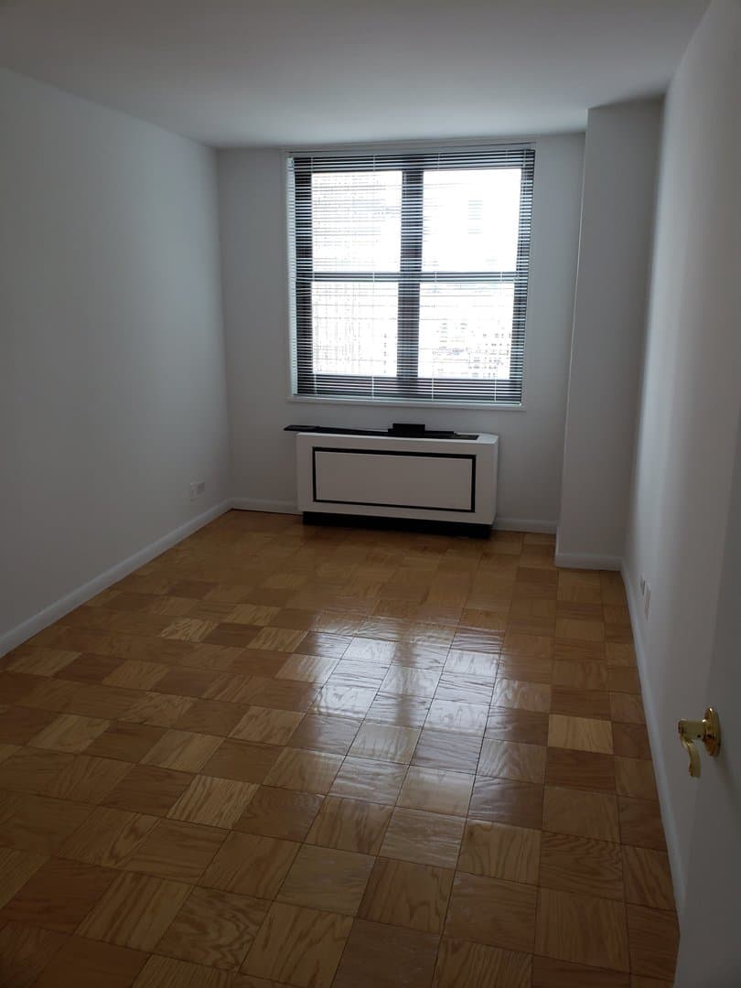 200 East 72 Street #25D, Manhattan, NY 10021