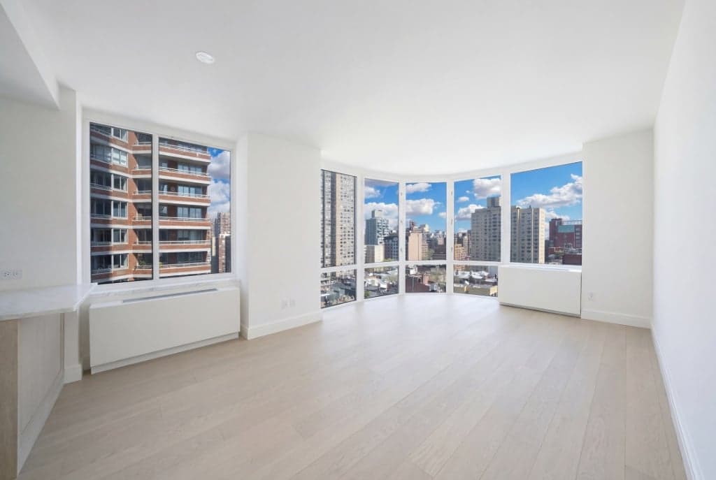 400 East 84 Street #12C, Manhattan, NY 10028 1