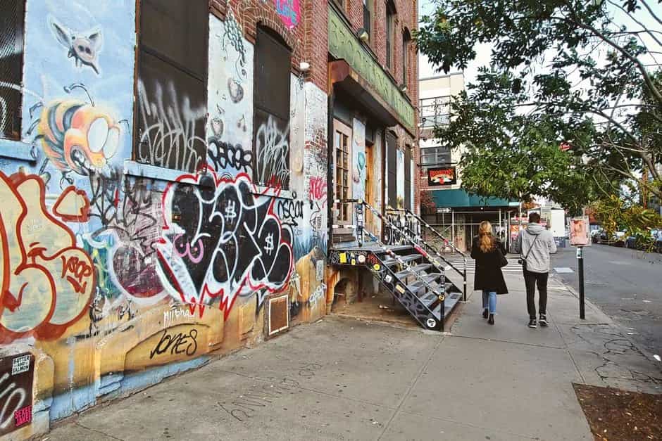Crown Heights or Prospect Lefferts Gardens? A renter's comparison