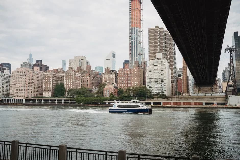 Top 10 buildings in Upper East Side, ranked by renter reviews