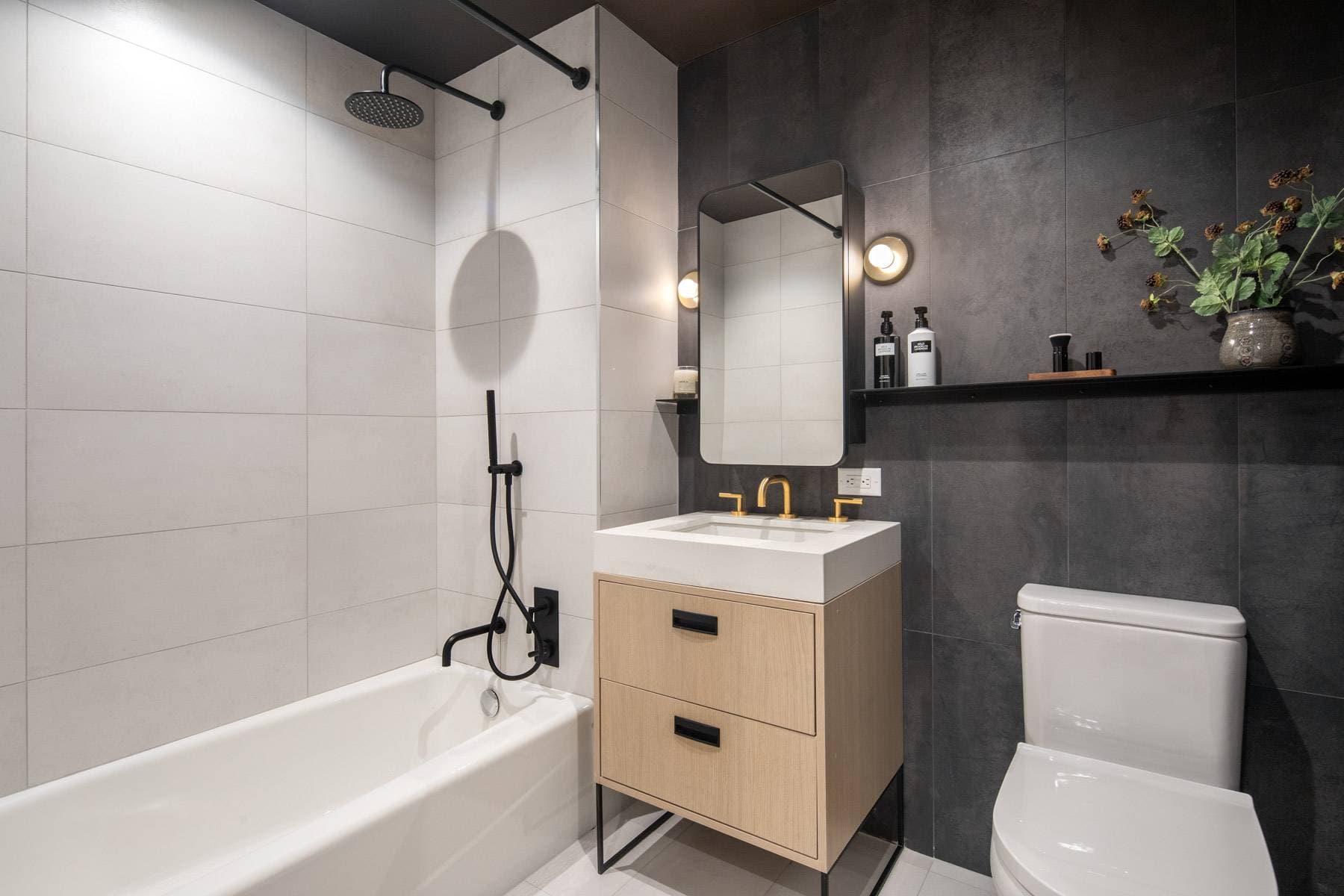 371 Vernon Ave #1122, Brooklyn, NY 11206 1