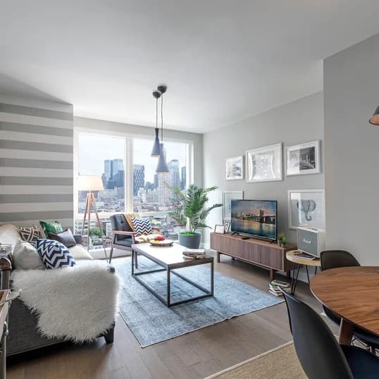 450 W 42 St #82A, Manhattan, NY 10036 1